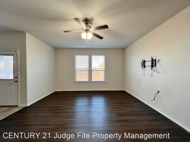 Foto del edificio - 4 br, 2 bath House - 5216 Sugarcane Lane