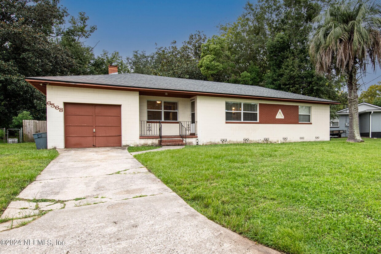 6568 Barmer Dr, Jacksonville, FL 32210 House Rental in Jacksonville