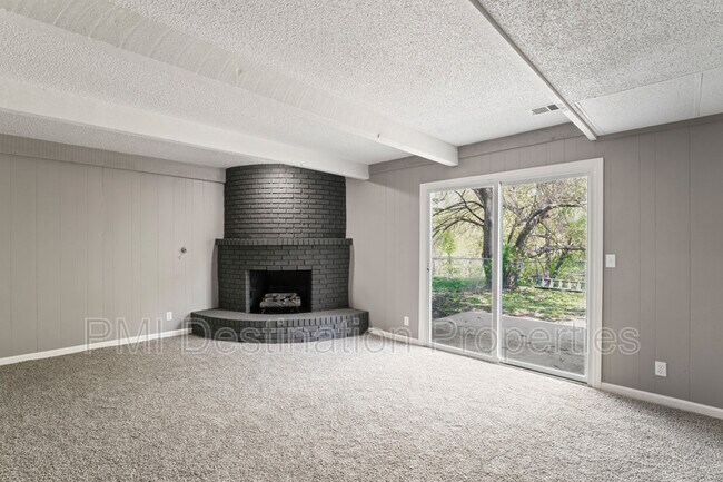 Foto del edificio - 16304 W 141st Terrace