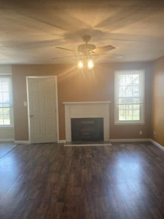 Building Photo - 3485 Arvin Dr
