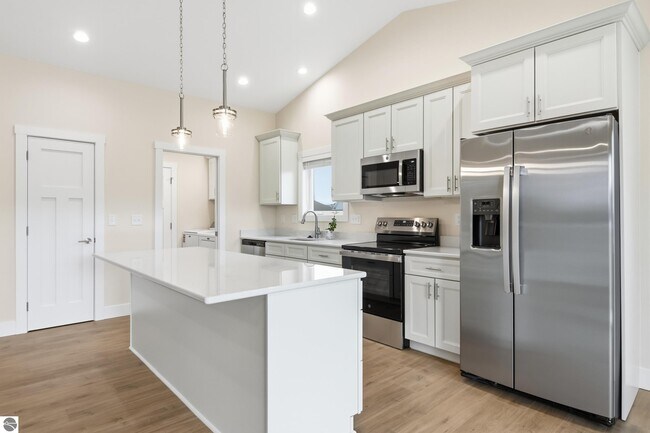 Foto del edificio - 4499 La Marche Cir