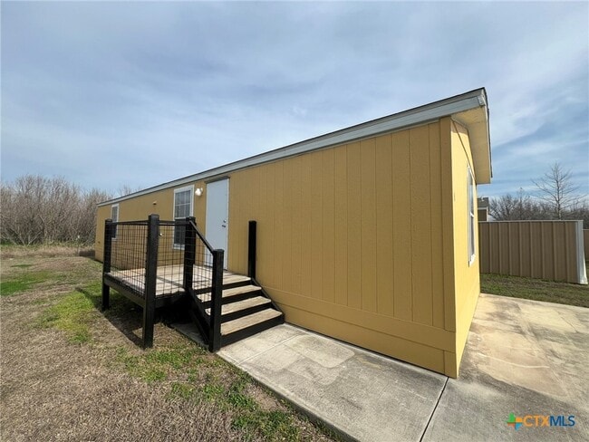 Foto del edificio - 1911 Wald Rd