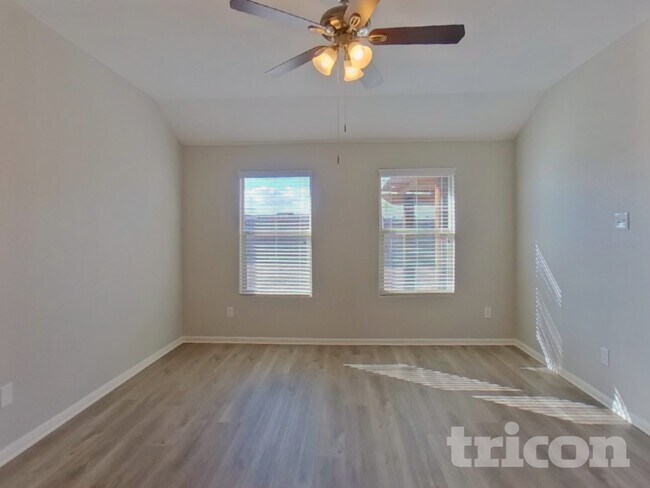 Foto del edificio - 7904 Mosspark Ln