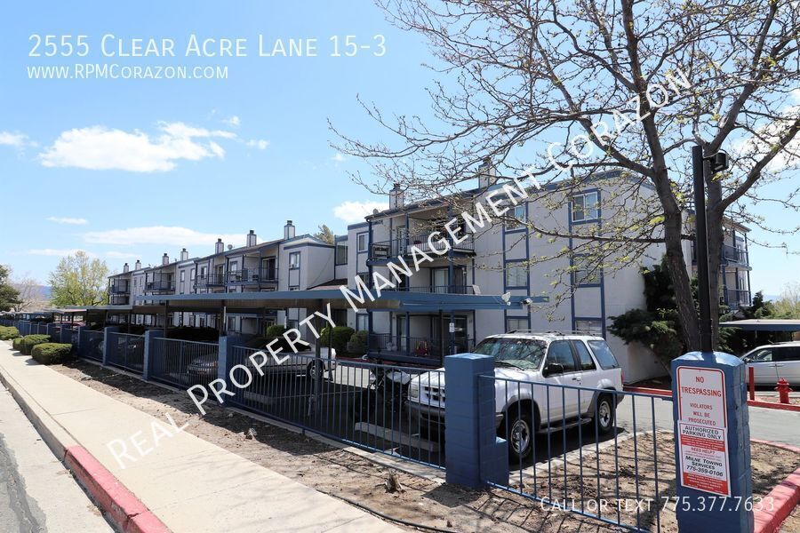 Foto principal - 2555 Clear Acre Ln