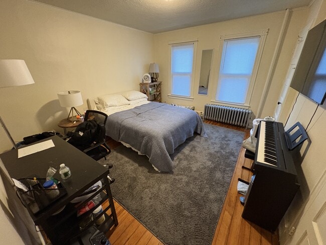 Building Photo - 55 Huntington St