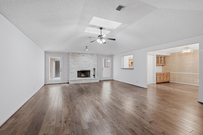 Building Photo - 6118 Windy Knoll