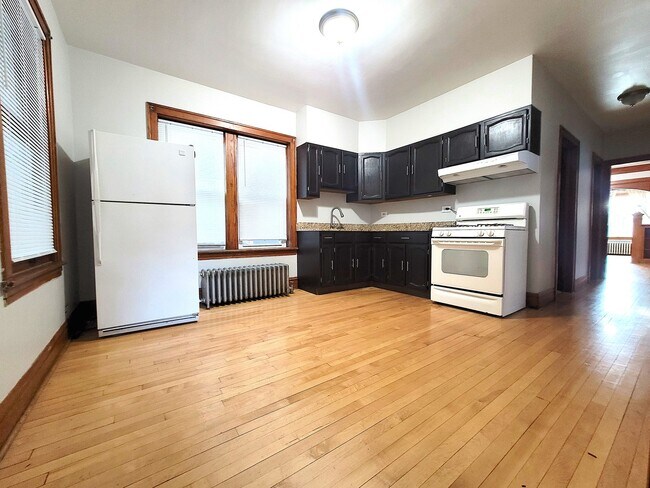 Foto del edificio - 4735 S Karlov Ave