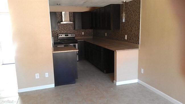Building Photo - 2 br, 1 bath Condo - Ciento Condominiums 113E