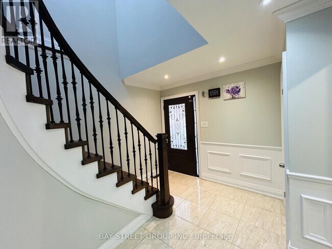 Building Photo - 52 Rosseter Rd