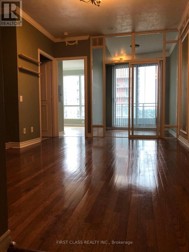 Photo du bâtiment - 60 Byng Ave