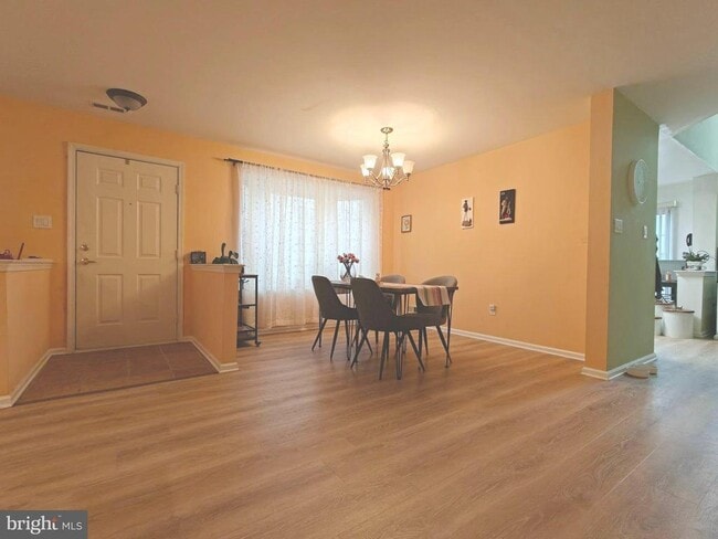 Building Photo - 38 Elkington Dr