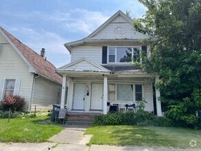 Building Photo - 837 Colburn St