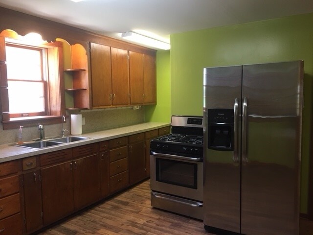 Foto del edificio - 6785 Highway 5