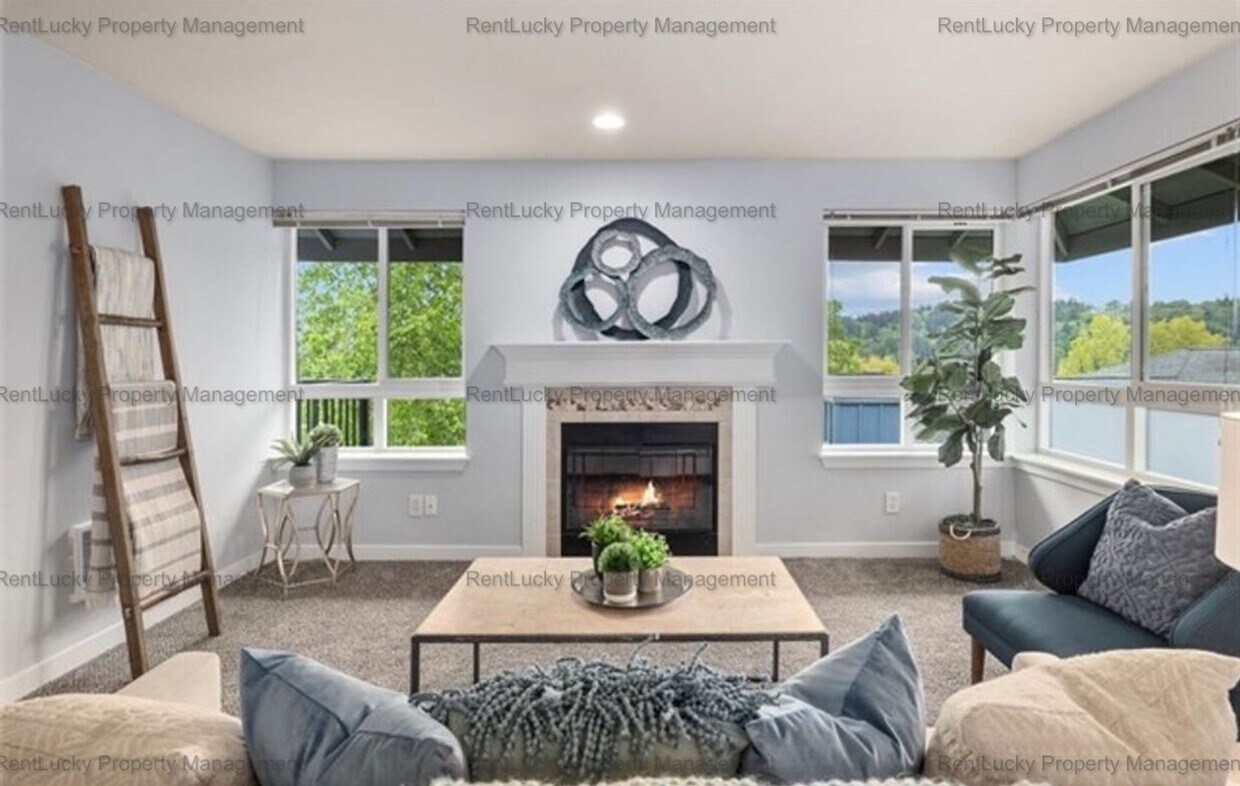 Foto principal - Spacious Cambria Hills Condo – Vaulted Cei...