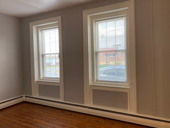 Living Room - 126 N Main St