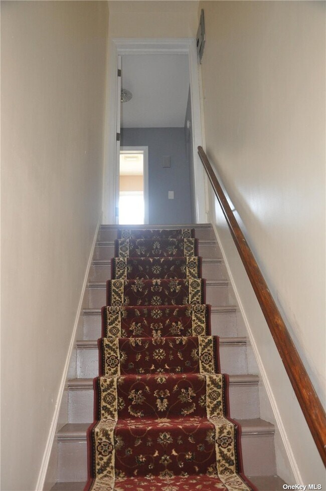 Foto del edificio - 217-06 104th Ave