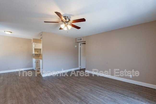 Building Photo - 16657 E Gunsight Dr