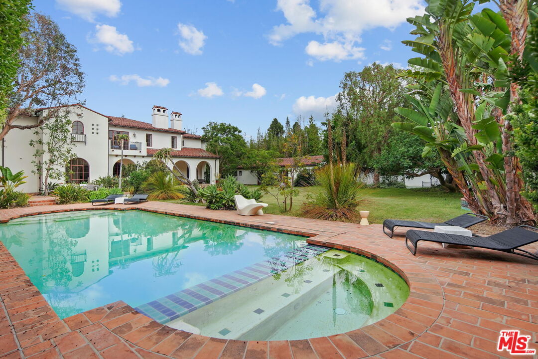 868 Woodacres Rd, Santa Monica, CA 90402 House Rental in Santa Monica