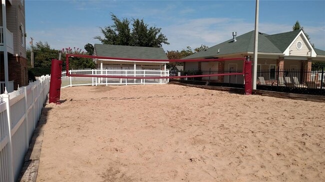 Foto del edificio - 2200 Classen Blvd