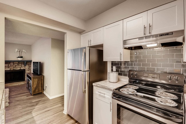 Villas at Holly | Centennial, Co. Apartments - Villas at Holly