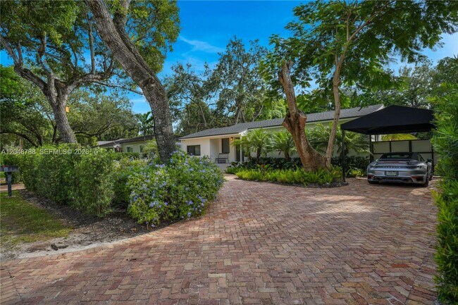 Foto del edificio - 7521 SW 63rd Ct