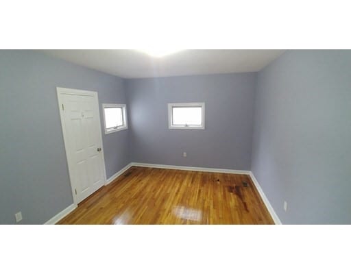 Foto del edificio - 442 Summer St