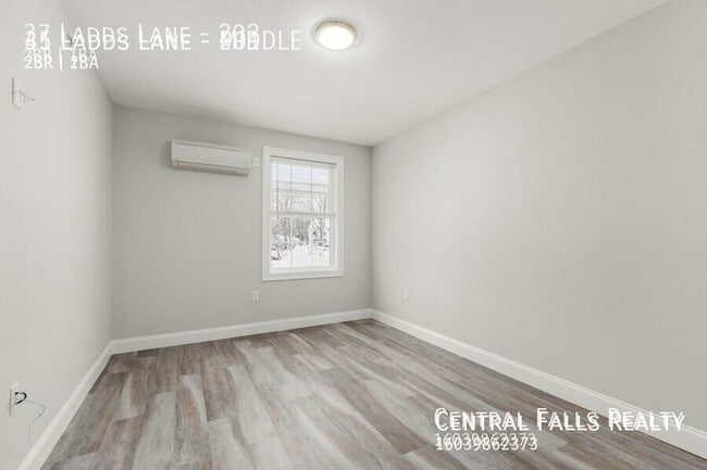 Building Photo - 37 Ladds Ln