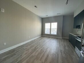 Interior Photo - ONE501