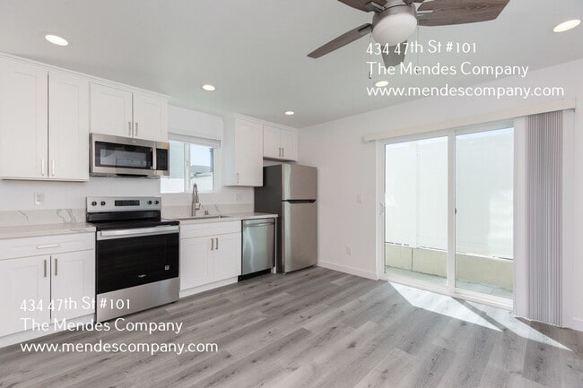 Building Photo - 434 47th St