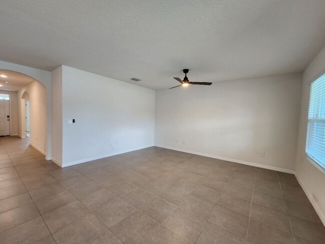 Photo - Gorgeous 2020 Construction, LIKE NEW!!! 3-... House