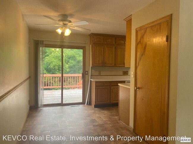 Building Photo - 4 br, 2 bath House - 1200 Hillcrest Dr