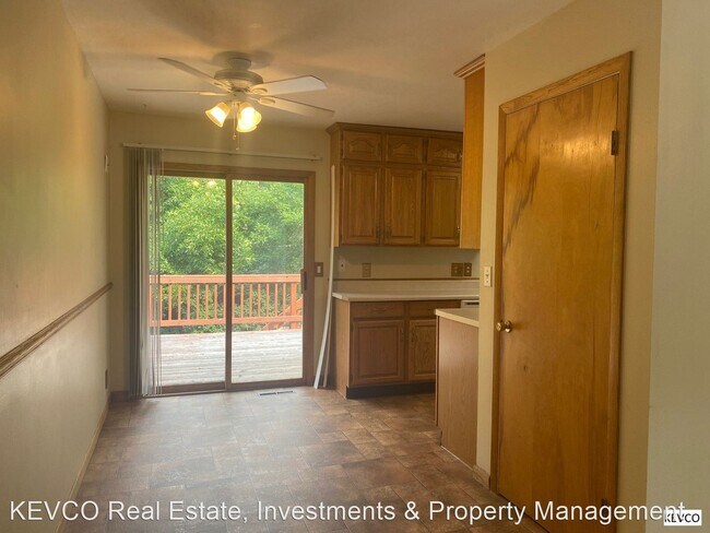 Foto del edificio - 4 br, 2 bath House - 1200 Hillcrest Dr
