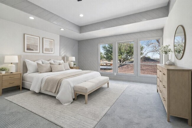 Building Photo - 2325 Regal Rd