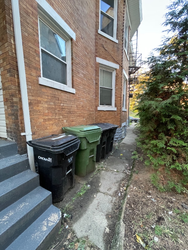 Building Photo - 1579 Dixmont Ave