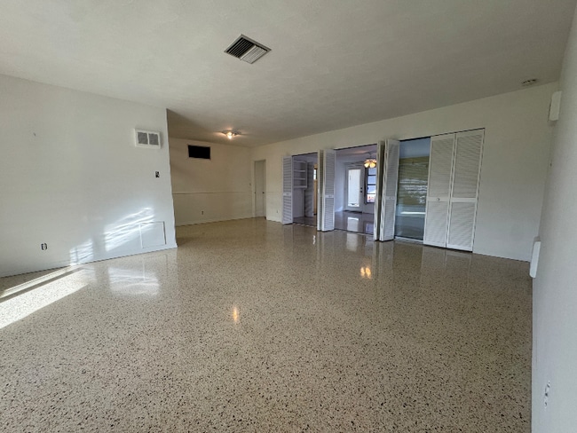 Foto del edificio - 5290 38th Way S