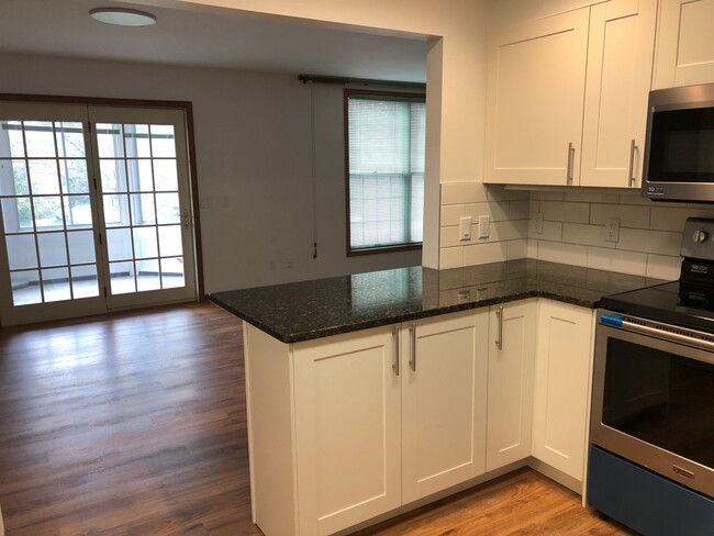Kitchen - 2820 Marshall Ct