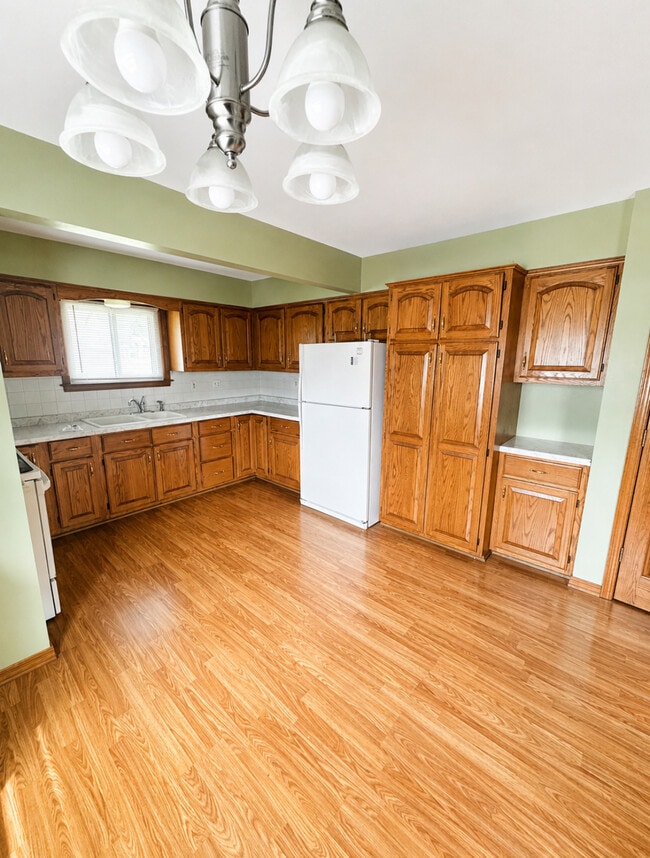 Building Photo - 1317 N 116th St
