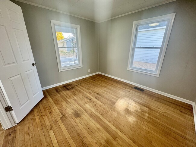 Foto del edificio - 913 N Morrison St