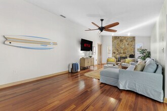 Building Photo - 9414 Laura Anne Dr