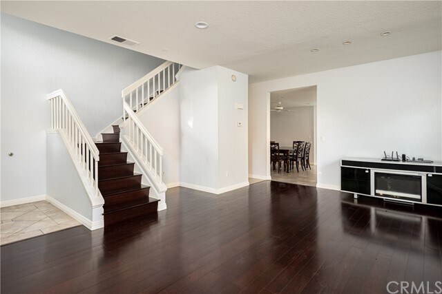 Building Photo - 202 Greenmoor