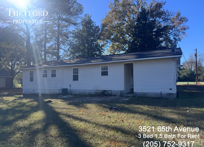 Building Photo - 3 Bed 1.5 Bath House for Rent