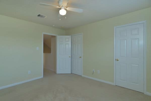 Building Photo - 7459 Riven Oaks Ct