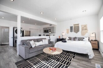 Building Photo - 677 S 700 E