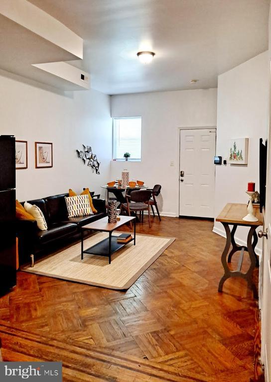 Foto principal - 4064 Parkside Ave