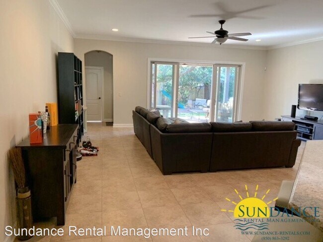 Foto del edificio - 4 br, 2.5 bath House - 725 Beach Drive