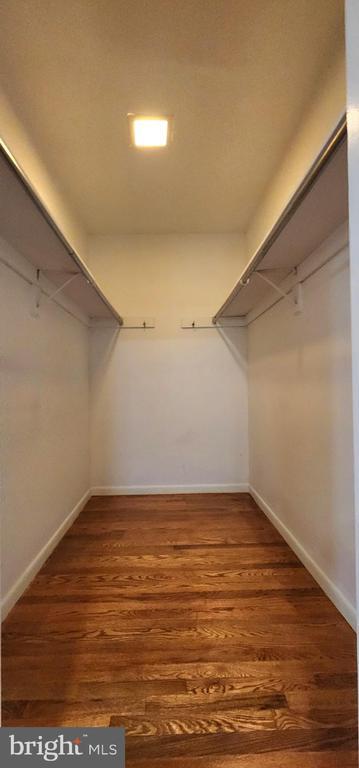 Foto del edificio - 7902 San Leandro Pl