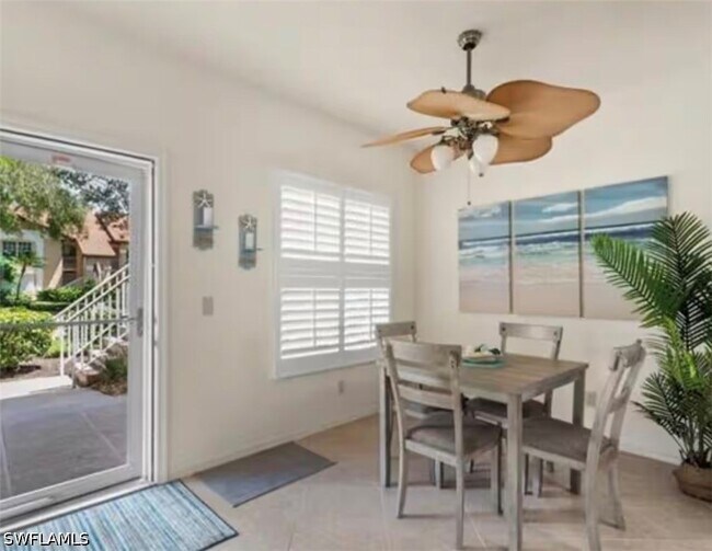 Foto del edificio - 9855 Costa Mesa Ln