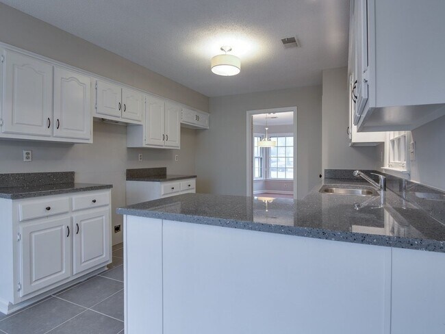 Foto del edificio - Renovated in Germantown Trails!