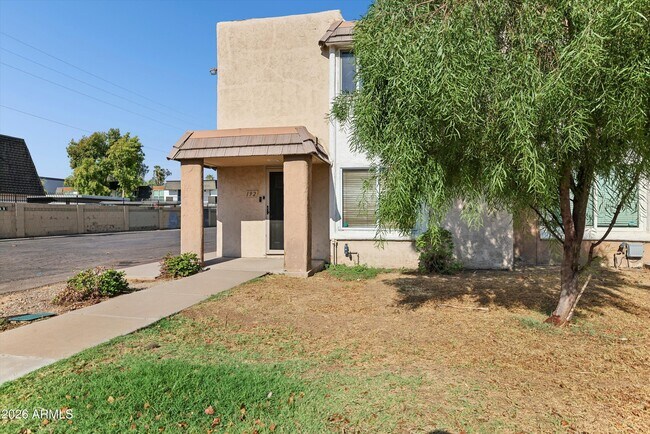 Foto del edificio - 7126 N 19th Ave