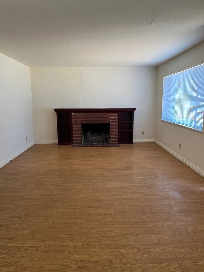 Foto del edificio - 4405 42nd St